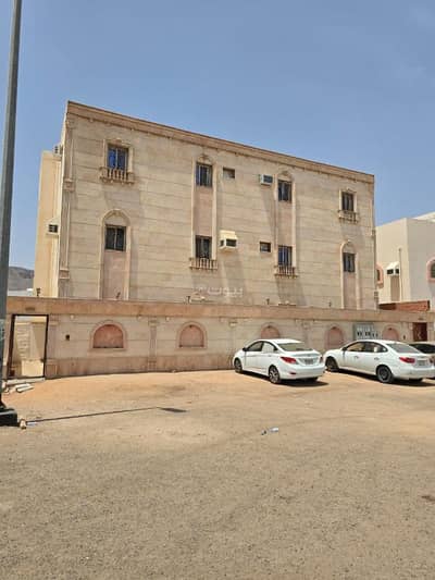 Building for Sale in Al Ranuna, Madina - Donor Bashir bin Abi Zayd - Al-Ranona neighborhood - Medina