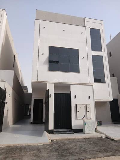 3 Bedroom Floor for Sale in East Riyadh, Riyadh - Ground floor according to the new Saudi code