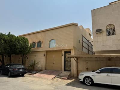 7 Bedroom Villa for Sale in East Riyadh, Riyadh - Distinctive duplex villa for sale in Al-Andalus, Riyadh