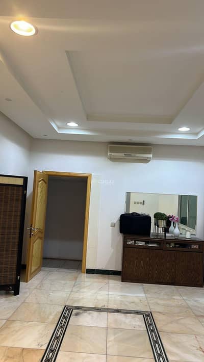 10 Bedroom Villa for Sale in North Riyadh, Riyadh - Villa in North Riyadh，Al Nuzhah 10 bedrooms 5500000 SAR - 87721343