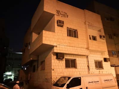 Building for Sale in Qurban, Madina - 12 Room Building For Sale in Qurban, Medina