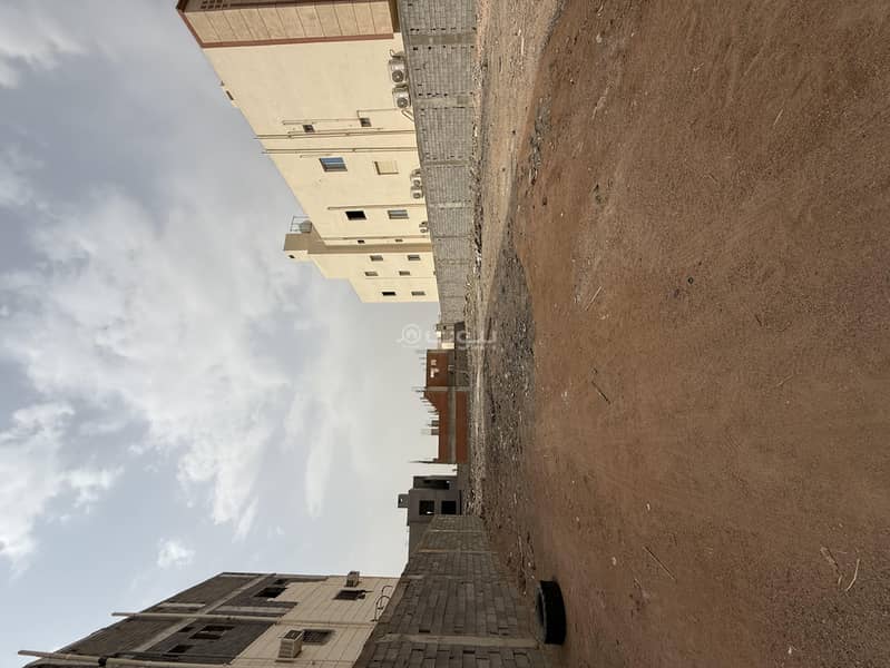 Land in Al Rawabi 700000 SAR - 87715761