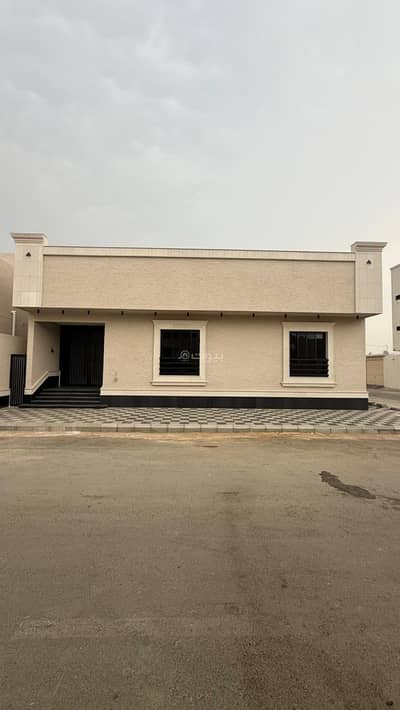 5 Bedroom Floor for Sale in Al Yamamah, Makkah - Floor For Sale in Al Yamamah, Makkah