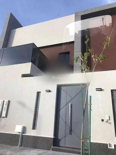 5 Bedroom Villa for Sale in North Riyadh, Riyadh - Villa For Sale in King Khalid International Airport, Riyadh