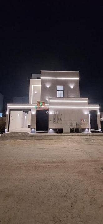 دور 3 غرف نوم للبيع في شرق الرياض، الرياض - دور للبيع في الجنادرية، شرق الرياض