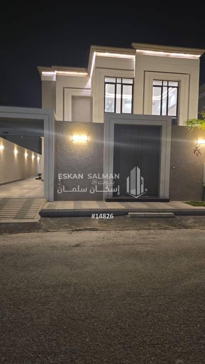8 Bedroom Villa for Sale in Al Sawari, Al Khobar - Villa - Khobar - Al Tahliyah (Al-Sawari)