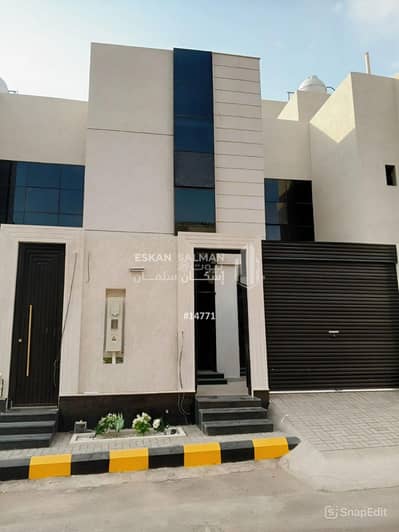 6 Bedroom Villa for Sale in Al Gharra, Madina - Villa - Medina - Shouran / Street (Al-Gharra)