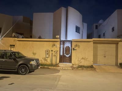 فیلا 5 غرف نوم للبيع في شمال الرياض، الرياض - فيلا مكونة من 5 غرف نوم للبيع في الياسمين، الرياض