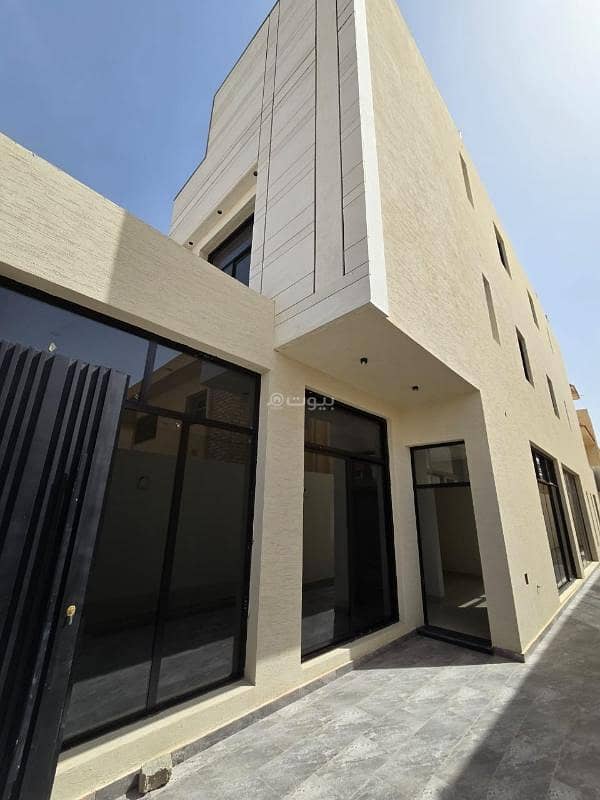 Floor For Sale in Al Khaleej, Riyadh