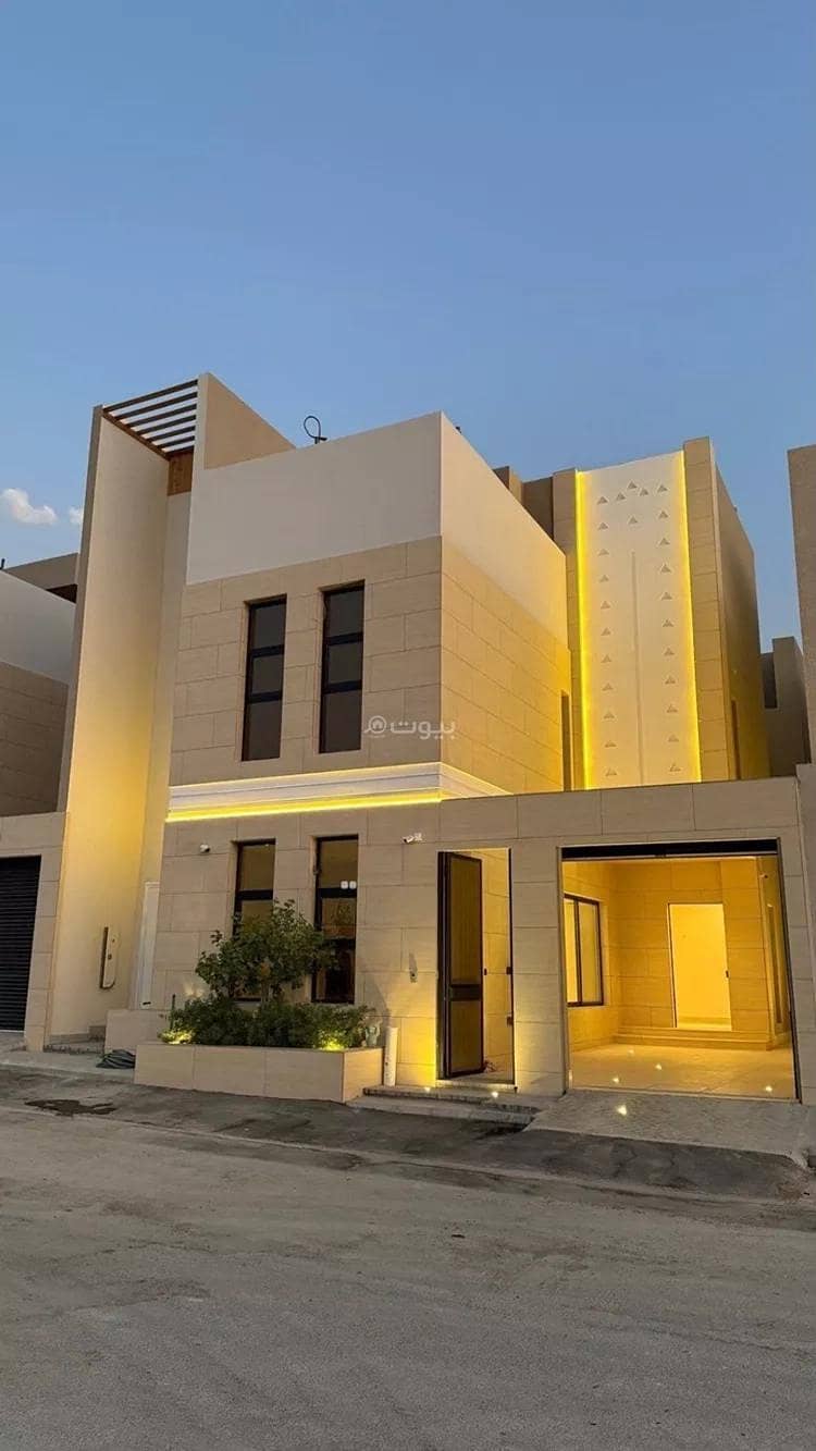 Villa For Sale in Al Mahdiyah, Riyadh
