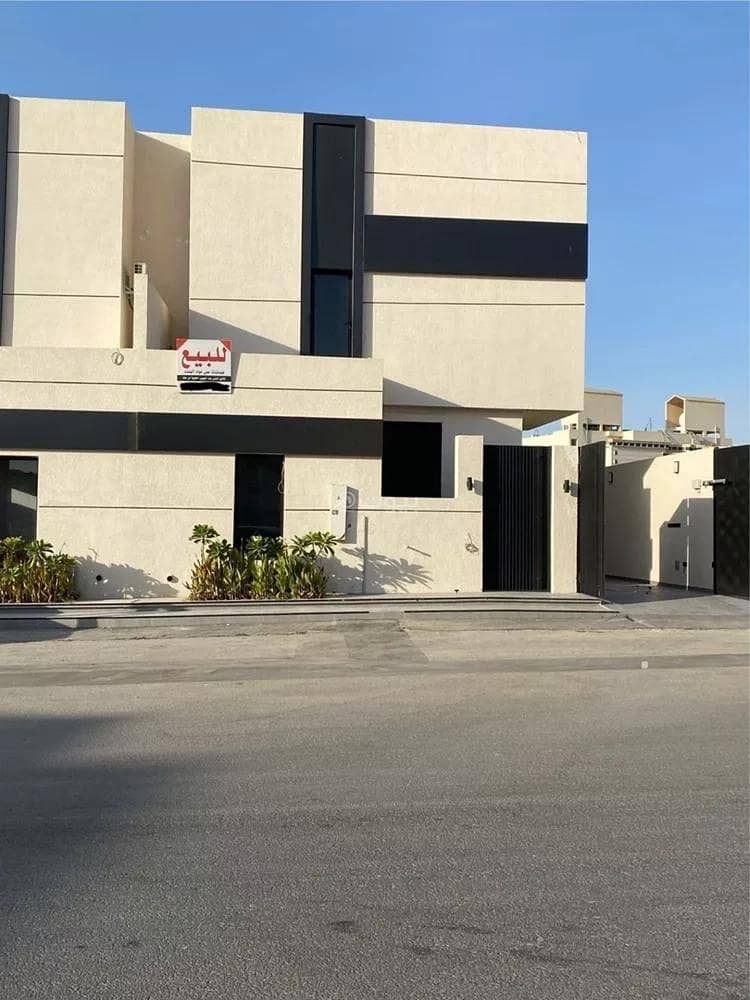 Villa For Sale in Al Mahdiyah, Riyadh