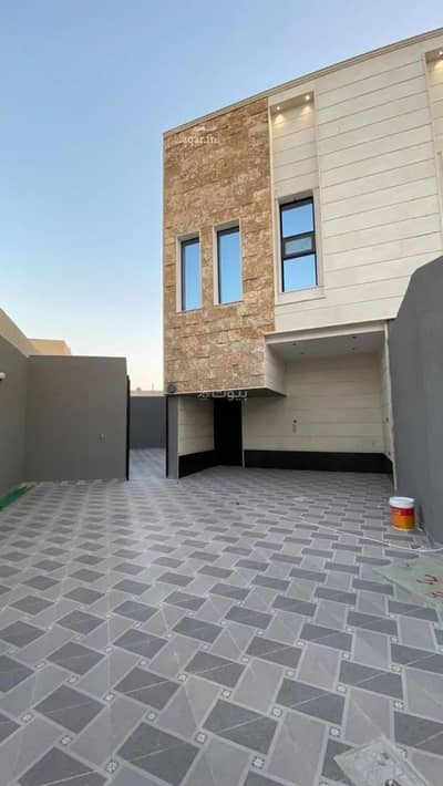 3 Bedroom Floor for Sale in South Riyadh, Riyadh - 3 Bedroom Floor For Sale in Badr, Riyadh