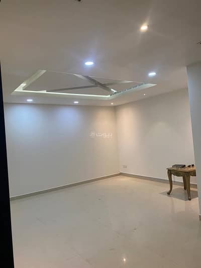 8 Bedroom Villa for Sale in East Riyadh, Riyadh - Villa in East Riyadh，King Abdulaziz District 8 bedrooms 3500000 SAR - 87721946