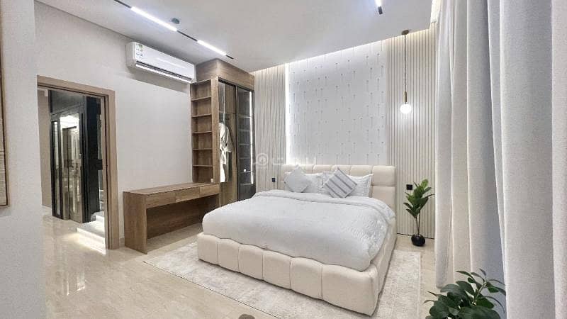 Townhouse, 3 floors, with a private entrance
