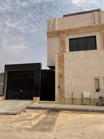 3 Bedroom Villa for Sale in East Riyadh, Riyadh - Roles for sale