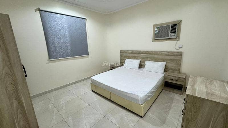 A furnished apartment in Jeddah, Al-Malwa neighborhood, for monthly and annual rent.