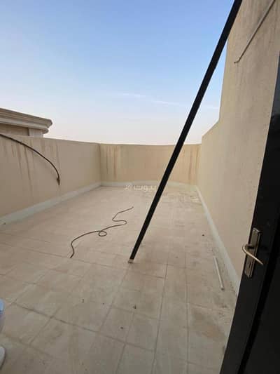 3 Bedroom Flat for Rent in East Riyadh, Riyadh - Apartment for rent with a private entrance + private roof