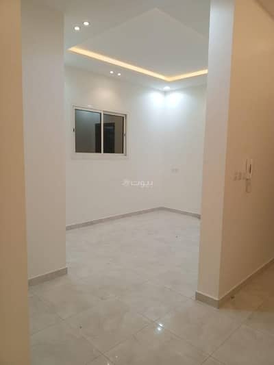 3 Bedroom Apartment for Rent in East Riyadh, Riyadh - Apartment for rent with two entrances + private rooftop