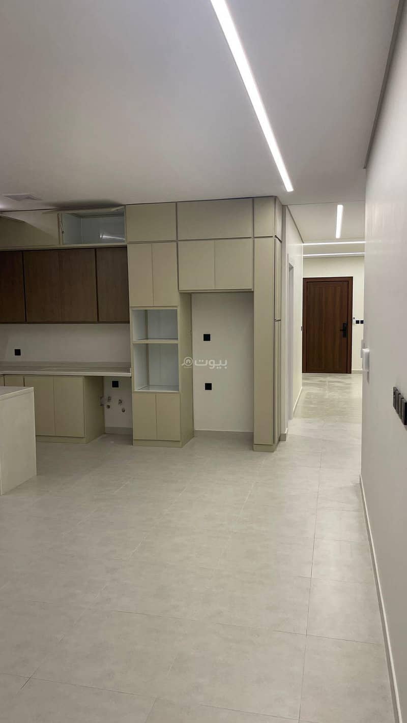 Apartment in Al Bahar 3 bedrooms 50000 SAR - 87710557