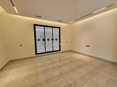 3 Bedroom Floor for Sale in East Riyadh, Riyadh - For sale, an excellent ground floor in Hay Al-Rimal.
