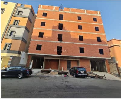 6 Bedroom Building for Sale in Al Shawqiyyah, Makkah - A building consisting of 10 apartments for sale in Al-Shawqiya