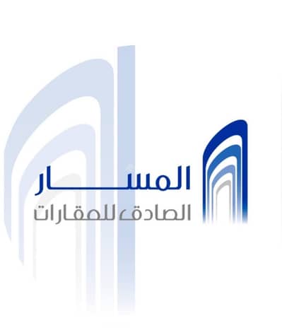 7 Bedroom Building for Sale in Industrial, Madina - Reinforced concrete building for sale