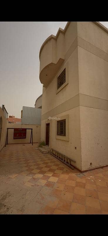 فیلا 6 غرف نوم للبيع في شرق الرياض، الرياض - للبيع فيلا حي المونسيه