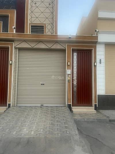 4 Bedroom Floor for Sale in South Riyadh, Riyadh - Villa for Sale in Okaz, South Riyadh