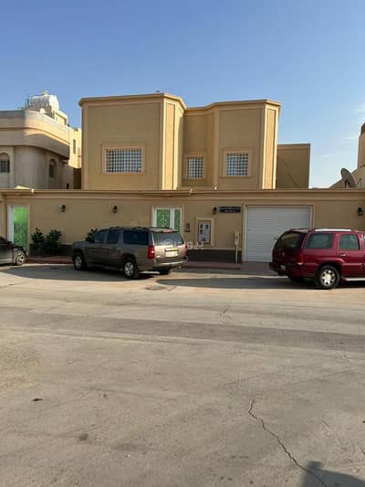 5 Bedroom Villa for Sale in East Riyadh, Riyadh - For sale, a villa in King Faisal neighborhood.