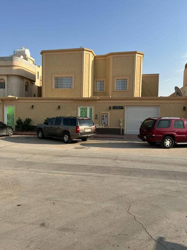 For sale, a villa in King Faisal neighborhood.