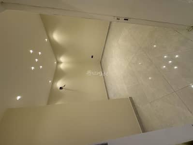 4 Bedroom Floor for Sale in Central Riyadh, Riyadh - Ground floor property for sale in Al-Rabwa