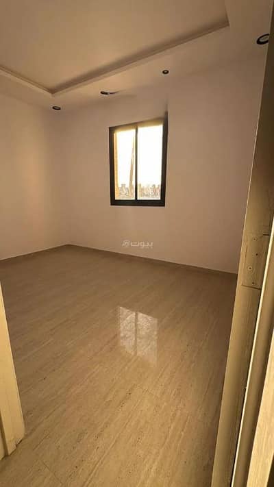 دور 3 غرف نوم للبيع في جنوب الرياض، الرياض - دور للبيع في حي عكاظ, الرياض