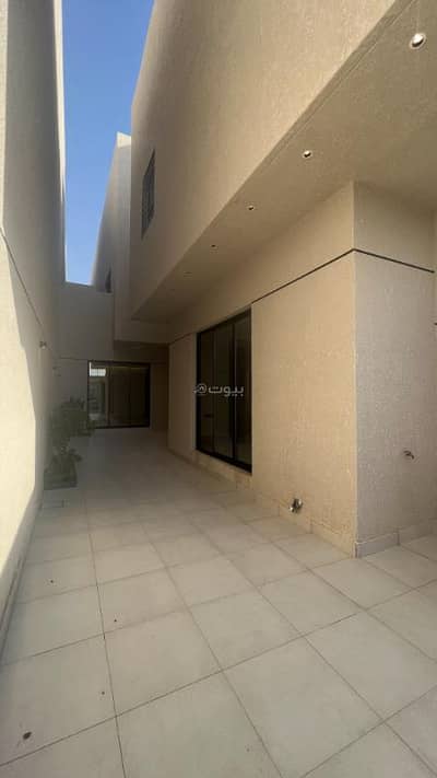 3 Bedroom Floor for Sale in East Riyadh, Riyadh - Happiness District