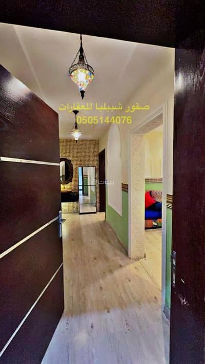 فلیٹ 4 غرف نوم للايجار في شمال الرياض، الرياض - شقة سوبر ديلوكس راقية على الطراز الأندلسي، طابق أرضي مع مدخلين