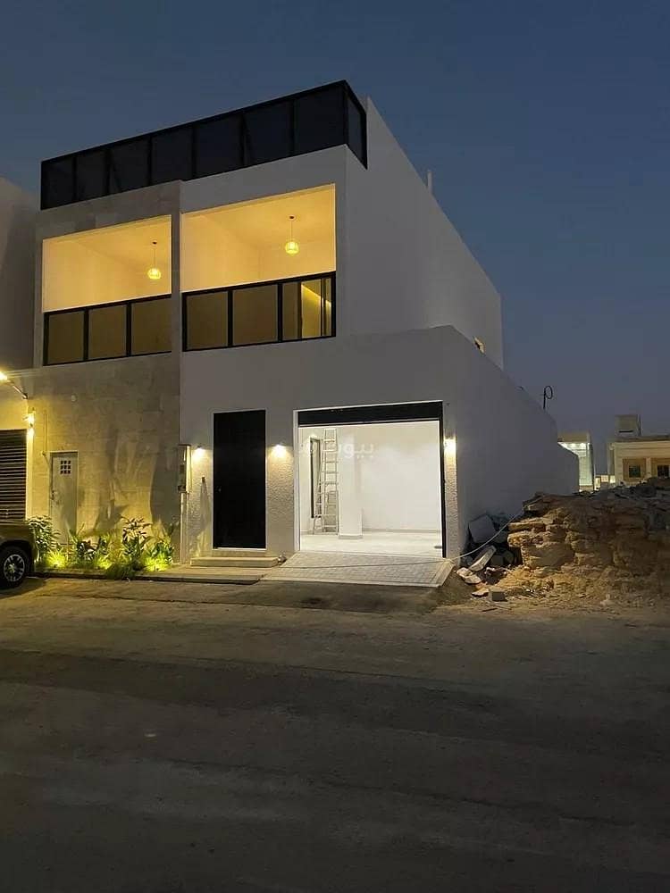 6 Bedroom Villa For Sale in Al Mahdiyah, Riyadh