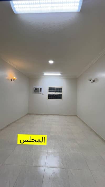 فلیٹ 3 غرف نوم للايجار في غرب الرياض، الرياض - شقق للايجار بظهرة لبن