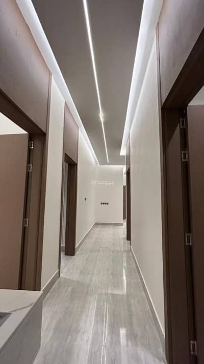 3 Bedroom Floor for Sale in East Riyadh, Riyadh - House for sale