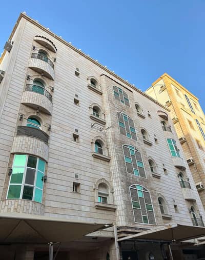 5 Bedroom Flat for Sale in North Jeddah, Jeddah - Apartment in Al-Salamah neighborhood