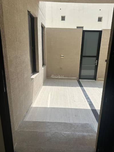 6 Bedroom Villa for Sale in King Fahd Suburb, Dammam - Modern duplex villa