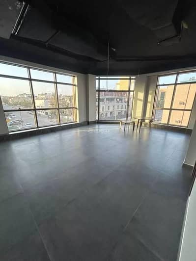 Building for Rent in Central Riyadh, Riyadh - Building for Rent on Jarir Street, Al-Malaz District, Riyadh City, Riyadh Region