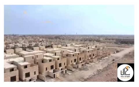 4 Bedroom Floor for Sale in West Riyadh, Riyadh - Ground floors - Upper floors - Apartments for sale prices start from 750 thousand