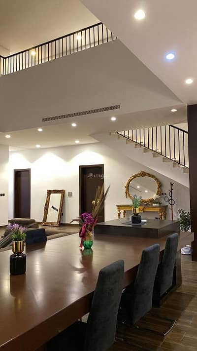 10 Bedroom Villa for Sale in North Jeddah, Jeddah - Luxury furnished villa for sale