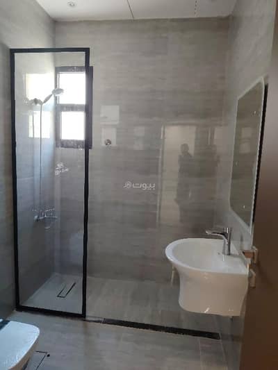 4 Bedroom Floor for Sale in East Riyadh, Riyadh - Floor For Sale in Al Janadriyah, Riyadh