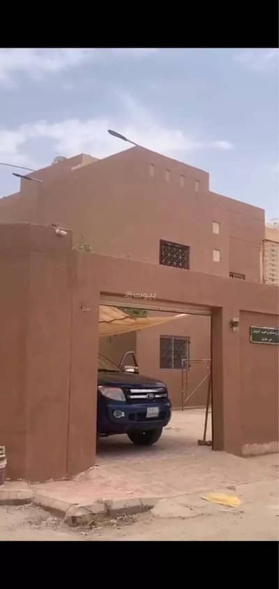 دور 4 غرف نوم للايجار في غرب الرياض، الرياض - دور للإيجار في شارع الزهري, حي طويق, مدينة الرياض, منطقة الرياض