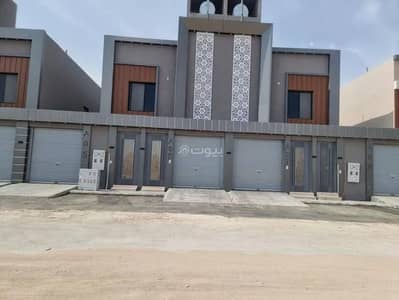 5 Bedroom Floor for Sale in South Riyadh, Riyadh - Floor for sale on Rays Street, Badr District, Riyadh City, Riyadh Region.