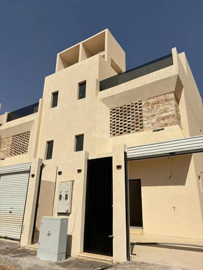 دور 5 غرف نوم للايجار في جنوب الرياض، الرياض - عكاظ, بجانب الفحص الدوري