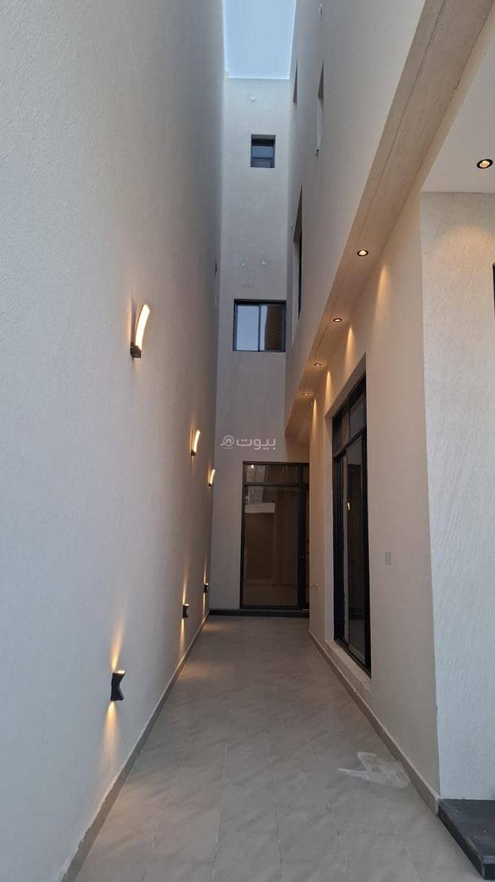 ادور في المونسيه