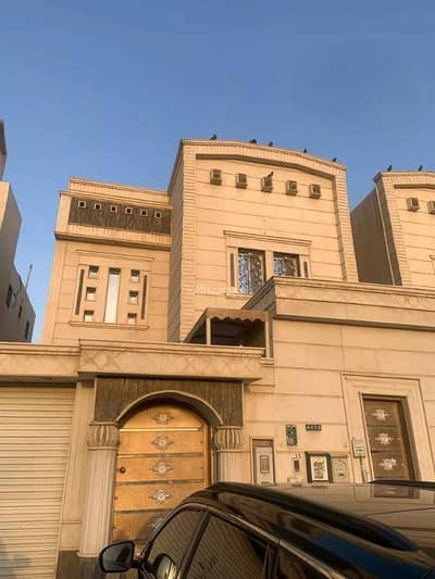 4 Bedroom Villa for Sale in East Riyadh, Riyadh - Villa for sale on Nakhlah Street, Al-Yarmouk neighborhood, Riyadh City