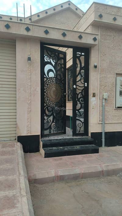 6 Bedroom Villa for Sale in West Riyadh, Riyadh - For sale in the Tuwaiq neighborhood
