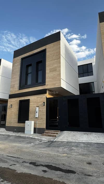 5 Bedroom Villa for Sale in West Riyadh, Riyadh - 5-bedroom villa for sale in Mahdia